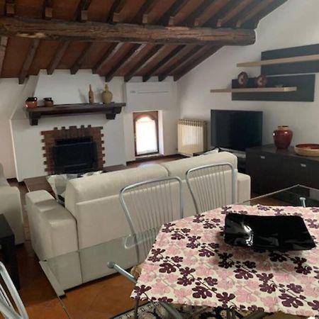 Daisy House: Nice Attic In The Historical Center ซาโล ภายนอก รูปภาพ