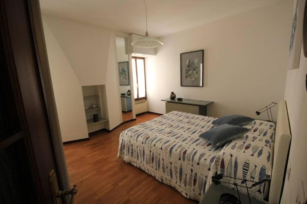 Daisy House: Nice Attic In The Historical Center ซาโล ภายนอก รูปภาพ